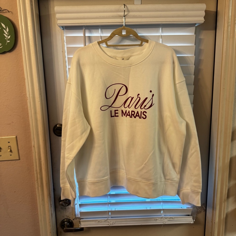 H&M Cream Sweatshirt Paris Le Marais with Burgundy Print
